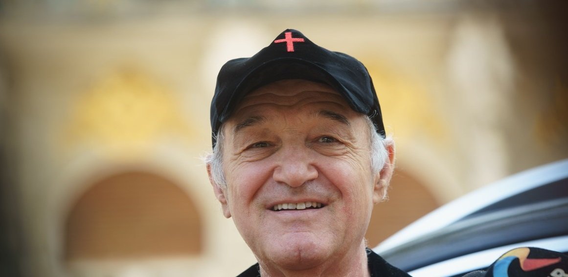 L-a convins pe Becali! &Icirc;i mărește contractul după meciul cu Midtjylland